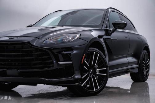 2024 Aston Martin DBX 707