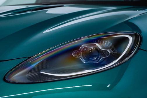 2025 Aston Martin DBX 707