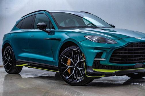 2025 Aston Martin DBX 707