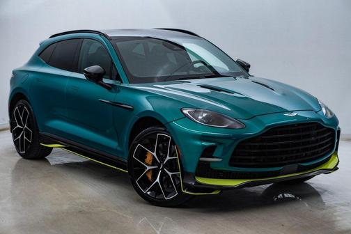 2025 Aston Martin DBX 707