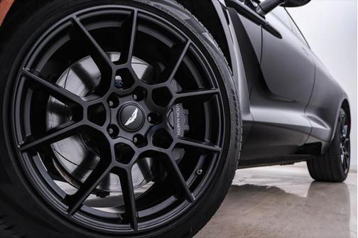 2022 Aston Martin DBX SUV