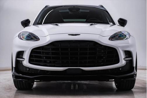2025 Aston Martin DBX 707