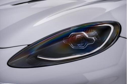 2025 Aston Martin DBX 707