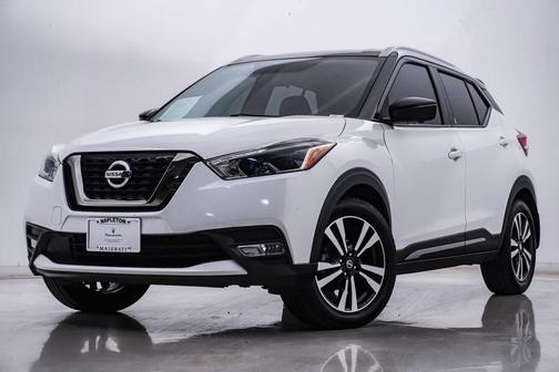 2019 Nissan Kicks SR