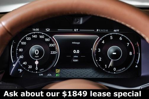 2025 Aston Martin DBX 707