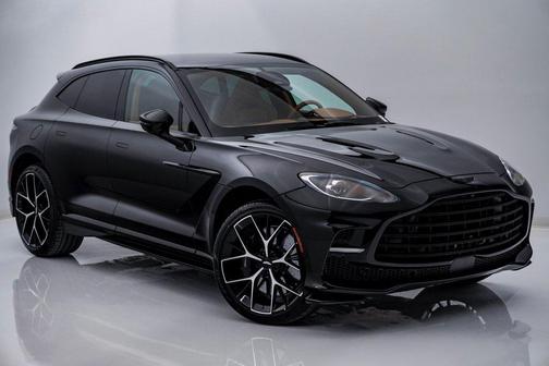 2026 Aston Martin DBX 707