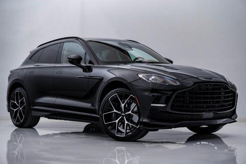 2026 Aston Martin DBX 707