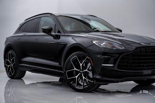 2026 Aston Martin DBX 707