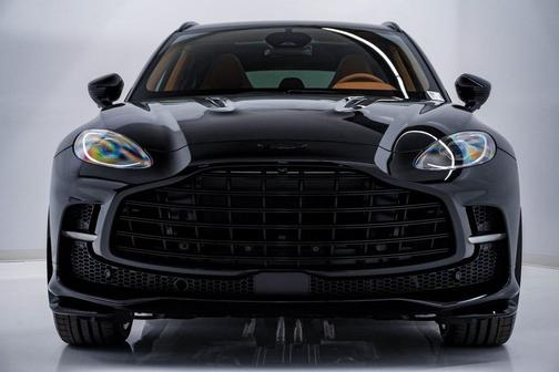 2026 Aston Martin DBX 707