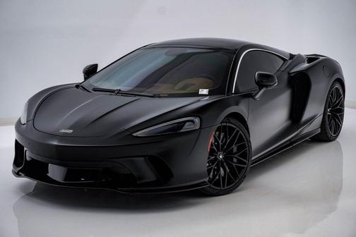 Onyx Black 2023 McLaren GT Base