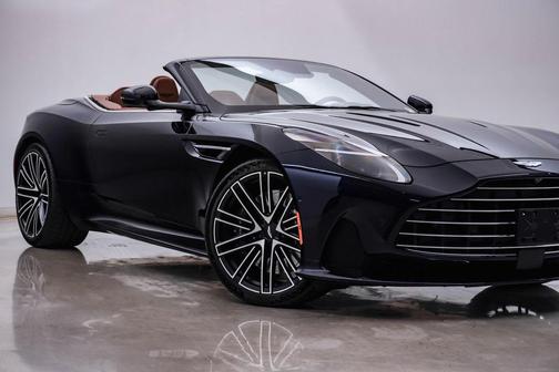 2026 Aston Martin DB12 Volante