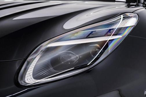 2026 Aston Martin DB12 Volante