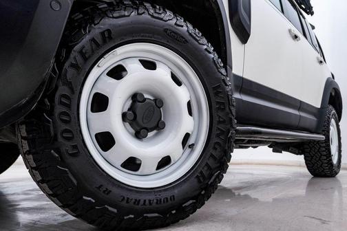 2024 Land Rover Defender S