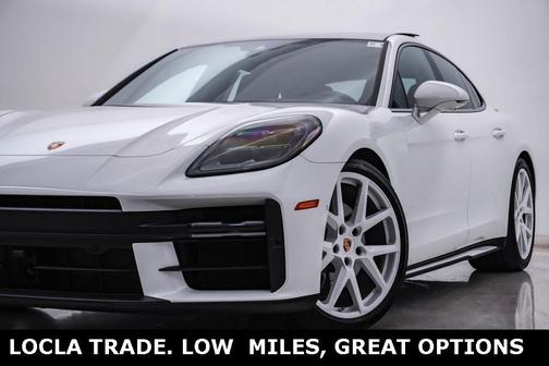 2024 Porsche Panamera 4