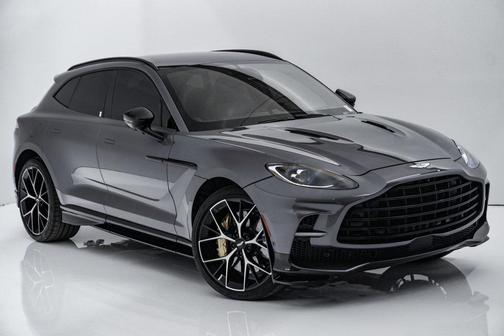 2025 Aston Martin DBX 707