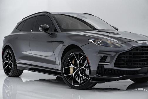 2025 Aston Martin DBX 707