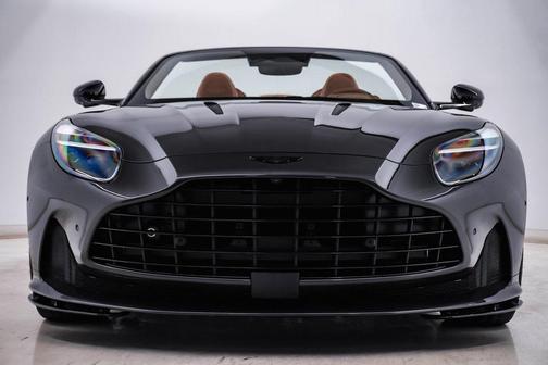 2025 Aston Martin DB12 Volante
