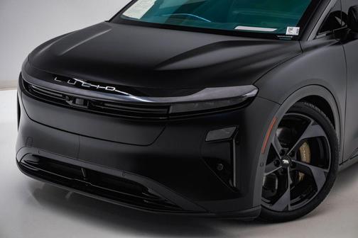 Abyss Black 2026 Lucid Gravity Grand Touring