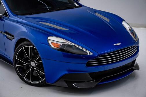 Cobalt Blue 2014 Aston Martin Vanquish V12