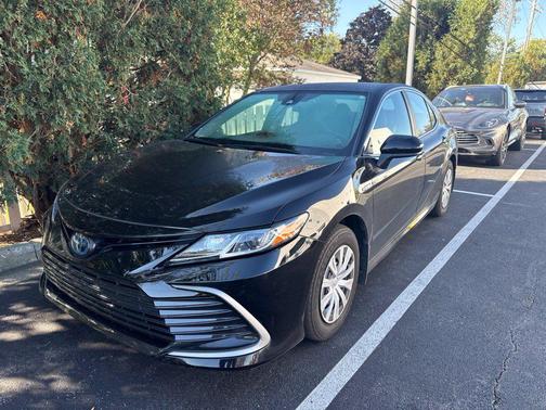 Midnight Black Metallic 2021 Toyota Camry LE