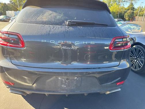 2017 Porsche Macan 
