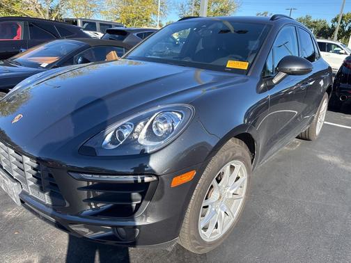 2017 Porsche Macan 