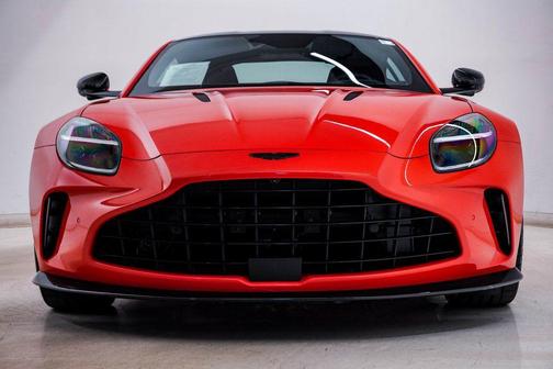 2025 Aston Martin Vantage Carbon