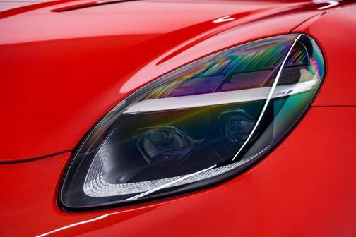 2025 Aston Martin Vantage Carbon