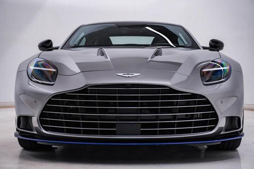 2025 Aston Martin Vanquish V12