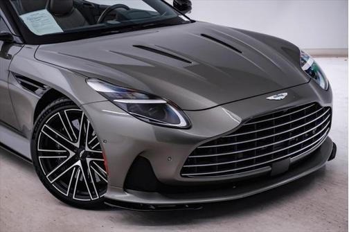 2024 Aston Martin DB12 Volante