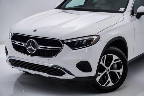 2025 Mercedes-Benz GLC 350e Base