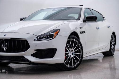 2024 Maserati Quattroporte Modena