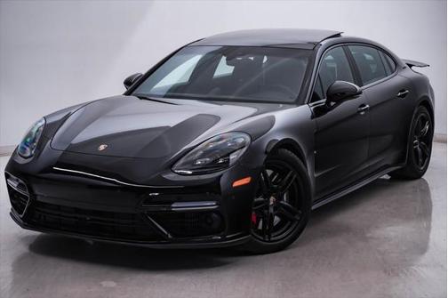 2018 Porsche Panamera Turbo Executive