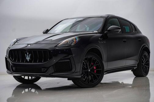 Nero Tempesta Metallic 2024 Maserati Grecale Trofeo