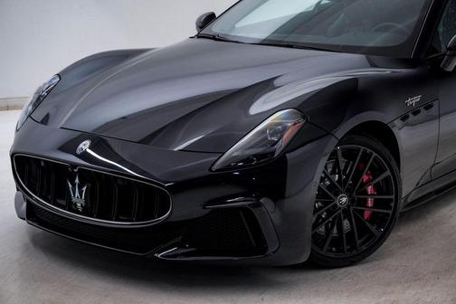 2024 Maserati GranTurismo Trofeo