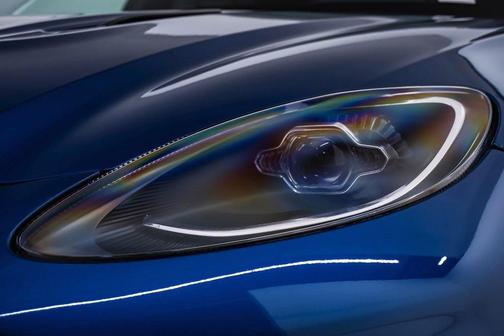 2025 Aston Martin DBX 707