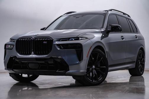 2024 BMW X7 M60i