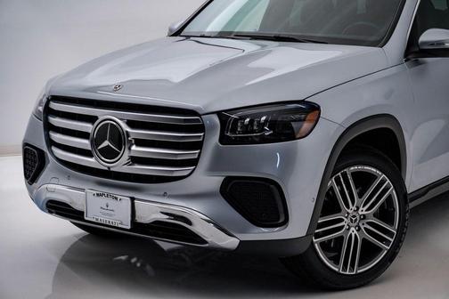Cirrus Silver Metallic 2025 Mercedes-Benz GLS 450 4MATIC