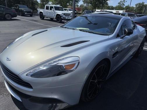 2014 Aston Martin Vanquish V12
