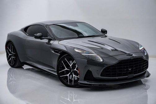2024 Aston Martin DB12 Carbon