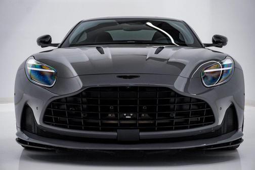 2024 Aston Martin DB12 Carbon