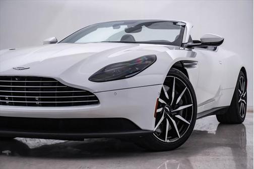 2020 Aston Martin DB11 Volante