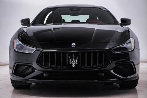 2023 Maserati Ghibli Modena Q4