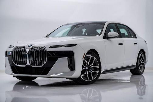2025 BMW 740 740i xDrive