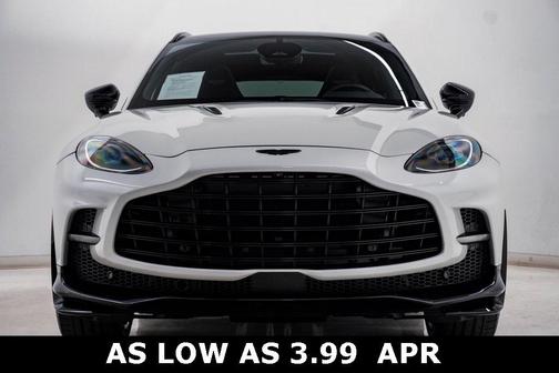 2025 Aston Martin DBX 707