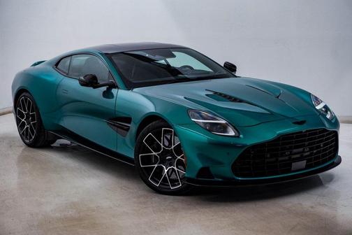 2025 Aston Martin Vanquish V12