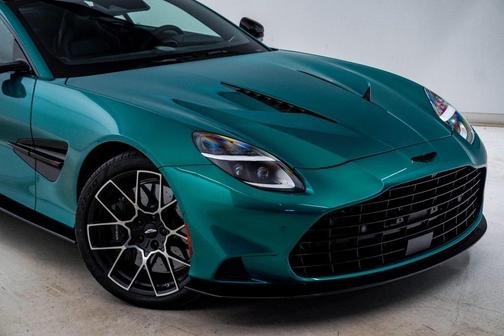 2025 Aston Martin Vanquish V12