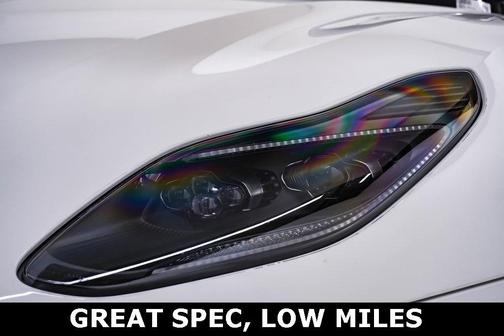 2021 Aston Martin DB11 Volante