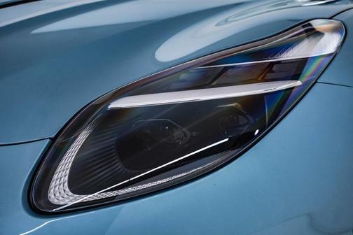 2025 Aston Martin DB12 Volante