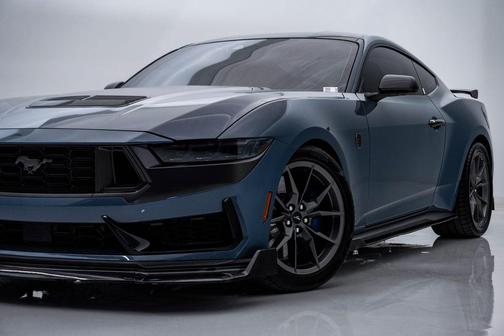 2025 Ford Mustang Dark Horse